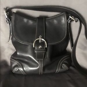 ❣️COACH BLACK LEATHER CROSS BODY ❣️